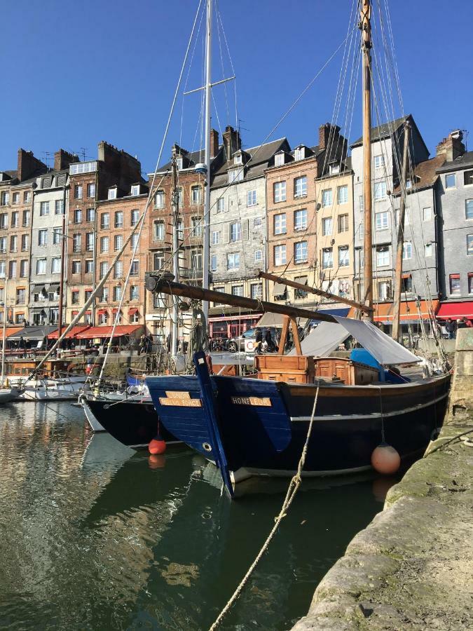 Apartmán Sous Les Toits D'Honfleur Exteriér fotografie